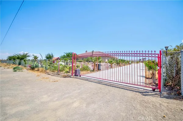 $699,900 | 3789 Luna Road, Phelan, CA 92371