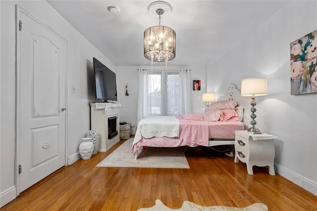 $575,000 | 7401 Shore Road, Unit 1E | Bay Ridge