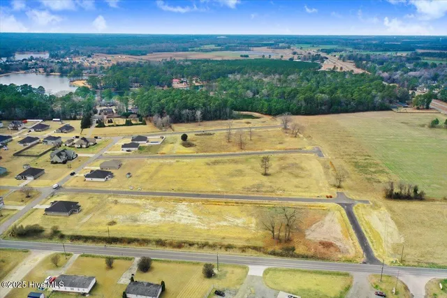 $409,500 | 109 Manchester Court, La Grange, NC 28551