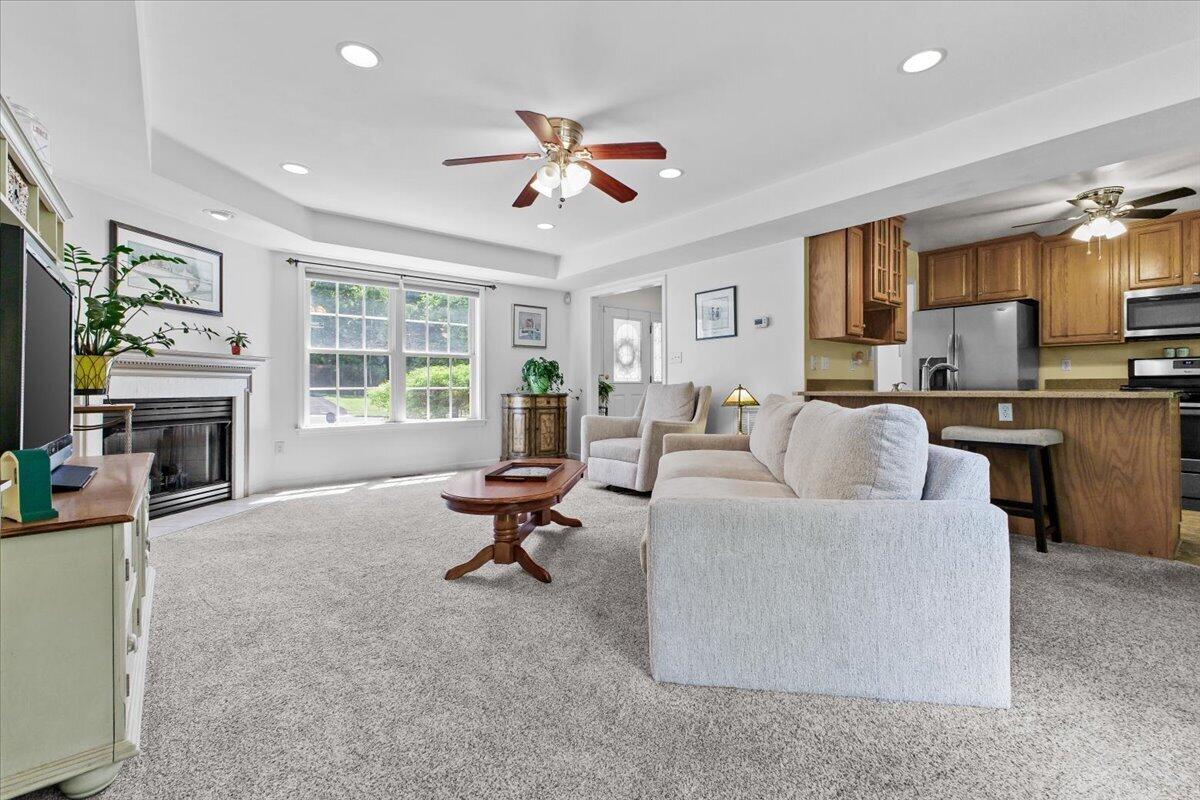 4870 Hickory Ridge Court Roanoke, VA 24018 - Photo 10 of 46 10-4870 Hickory Ridge Ct-10