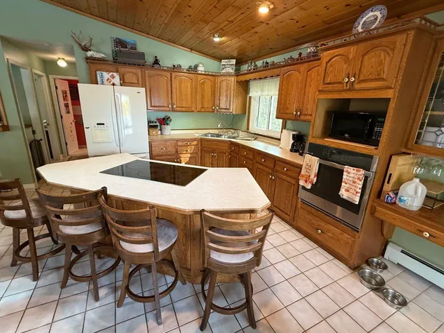 $359,900 | N7485 County Road G, Gresham, WI 54128