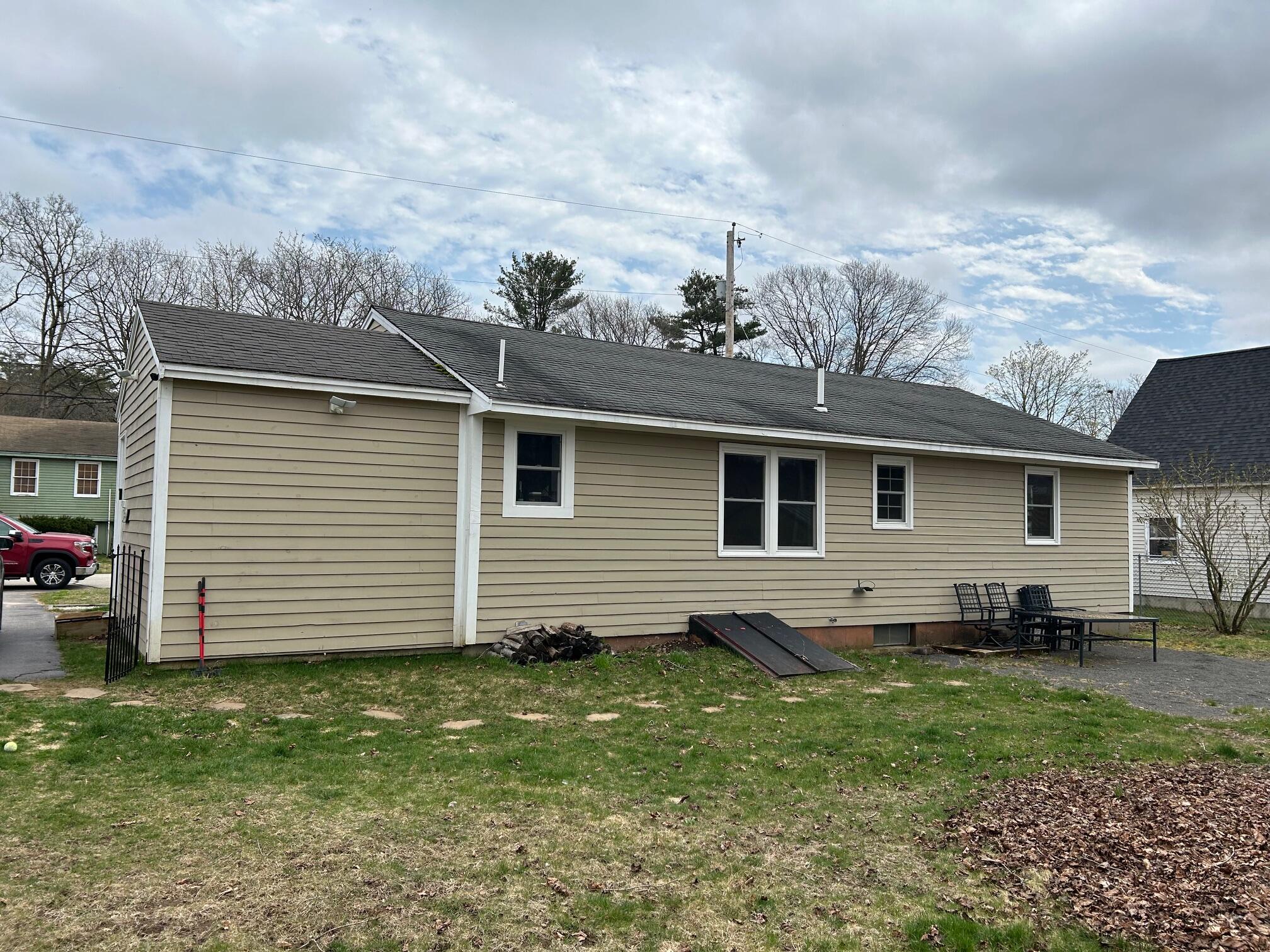 20 Rosewood Circle Springvale, ME 04083 - Photo 4 of 30 4 rose