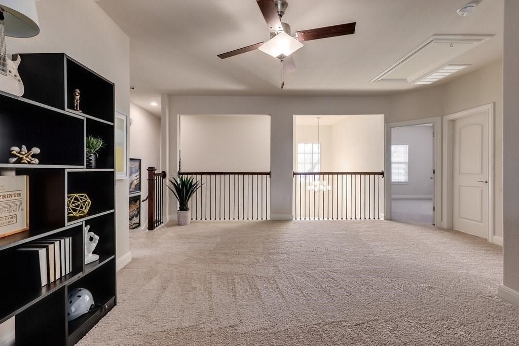 10825 Ballard Path Austin, TX 78717 - Photo 26 of 39 a view of a livingroom with furniture