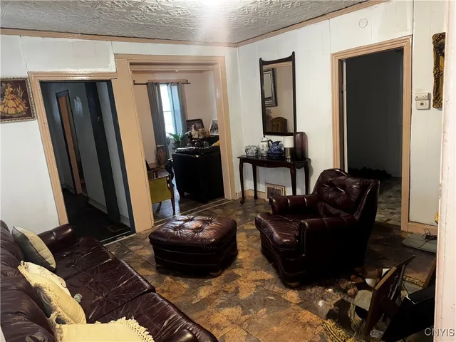 $100,000 | 936 Schuyler Street, Utica, NY 13502