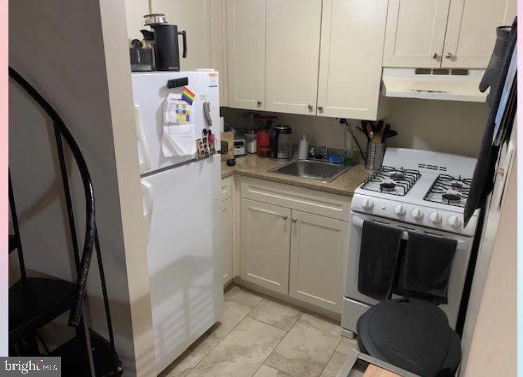 409 South 11th Street, Unit 1R Philadelphia, PA 19147 - Photo 4 of 12 a room with storage and utility