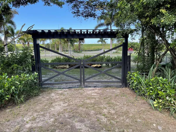 $360,000 | 15600 Southwest Conners Highway, Okeechobee, FL 34974