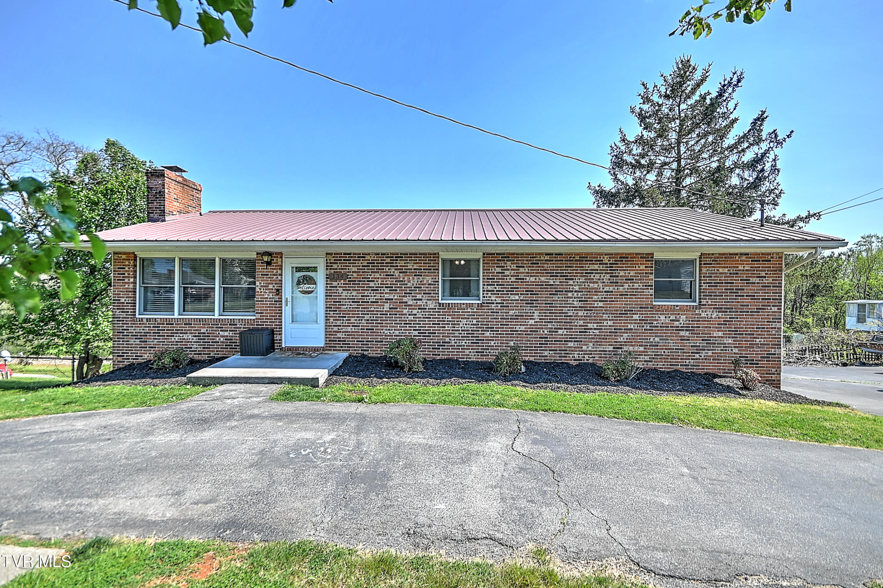 134 Grandview Road Church Hill, TN 37642 - Photo 2 of 49 134 Grandview RH-2