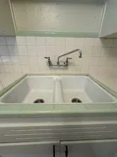 a close view of sink