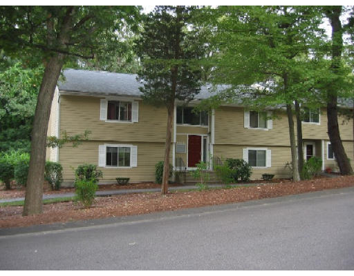 2 B Beal's Cove Road, Unit B 2 Hingham, MA 02043 - Photo 1 of 1 Gallery Image 1