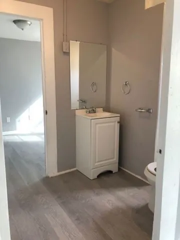 $995 | 102 North Avenue A, Freeport, TX 77541