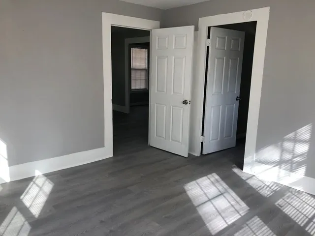 $995 | 102 North Avenue A, Freeport, TX 77541