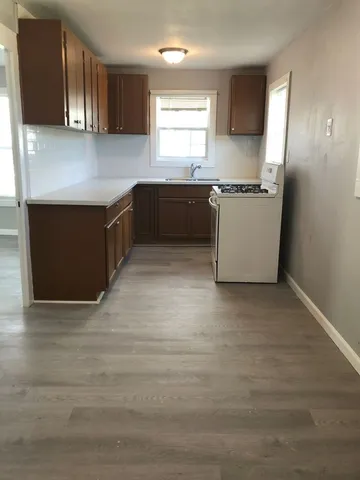 $995 | 102 North Avenue A, Freeport, TX 77541