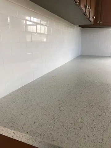 $995 | 102 North Avenue A, Freeport, TX 77541