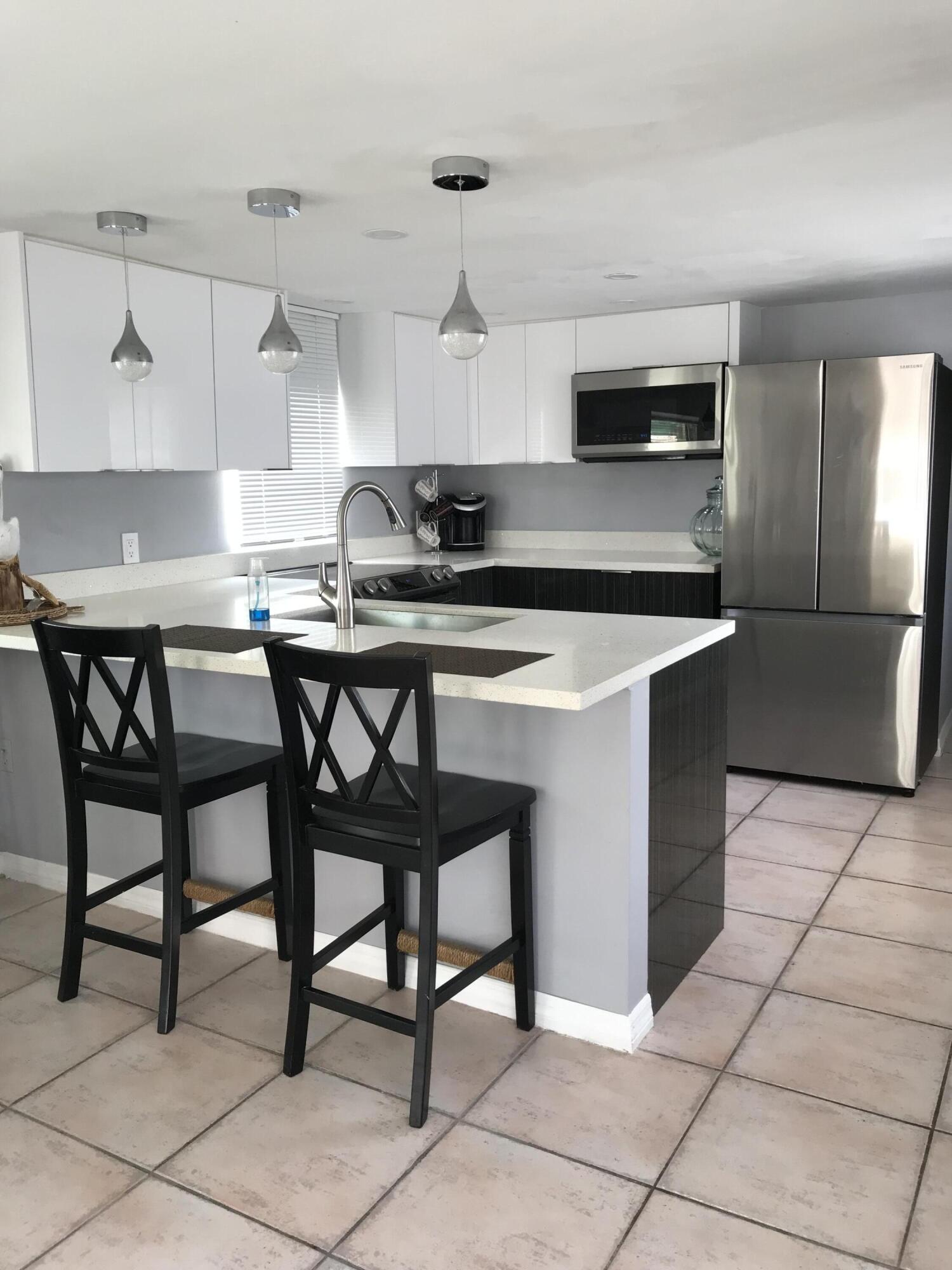 924 Tropical Lane Key Largo, FL 33037 - Photo 5 of 11 IMG_0077