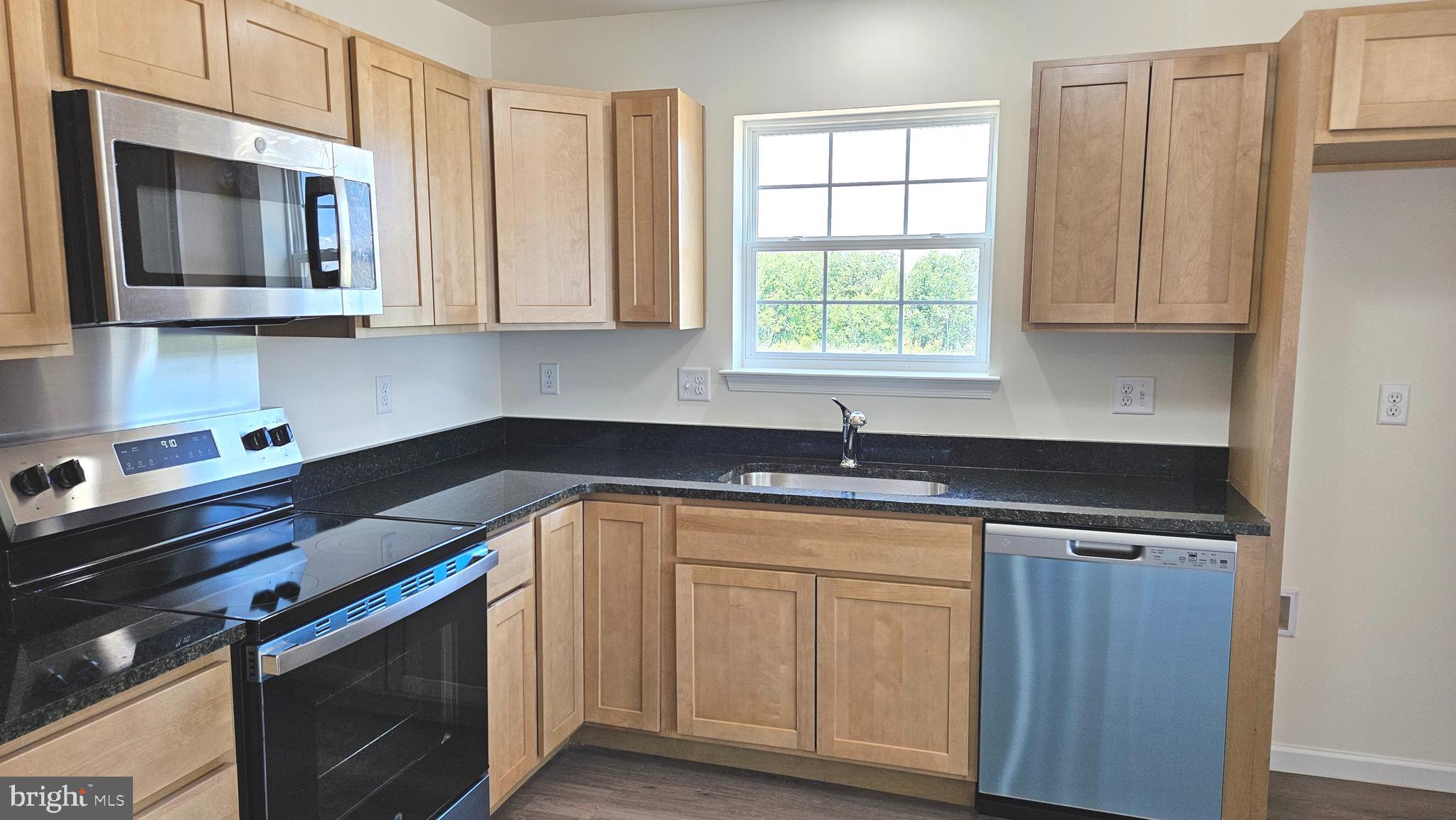 240 Doylestown Road Smyrna, DE 19977 - Photo 11 of 37 Kitchen