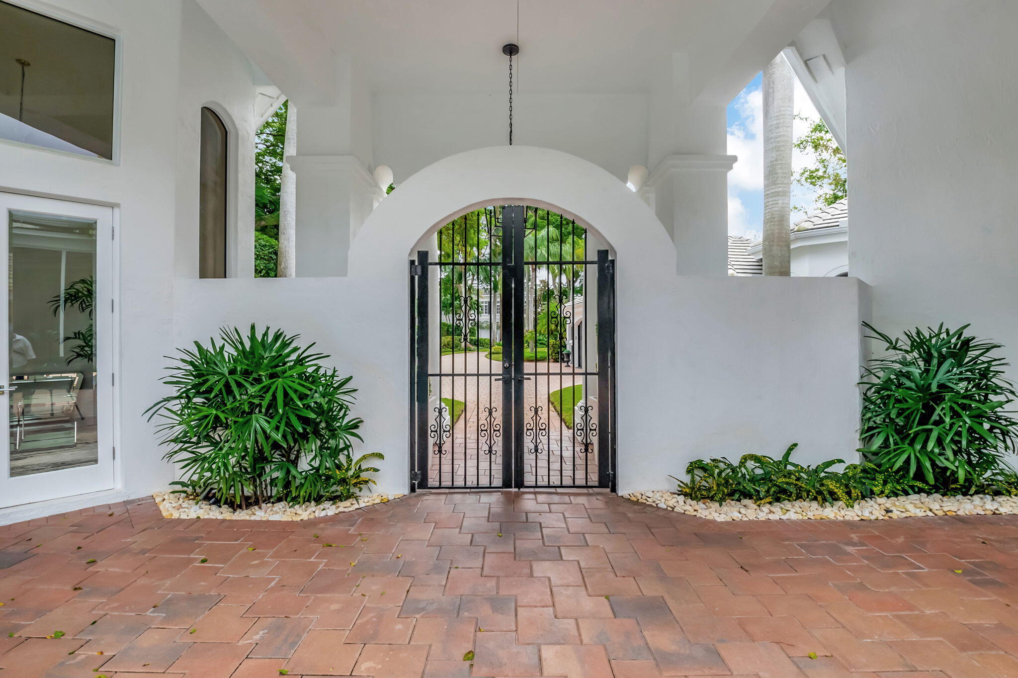 4825 Sanctuary Lane Boca Raton, FL 33431 - Photo 6 of 40 6-web-or-mls-DSC_5624