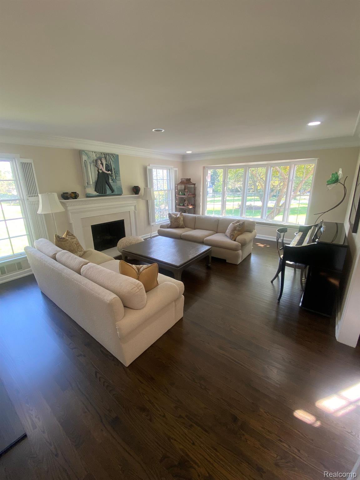 26420 Normandy Road Franklin, MI 48025 - Photo 21 of 32 Family Room