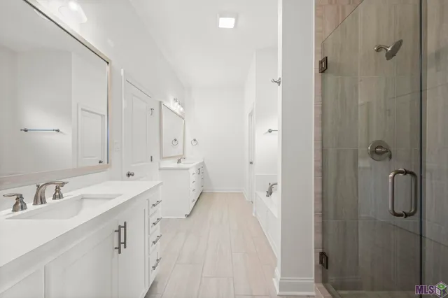 $494,900 | 1222 Americana Boulevard, Zachary, LA 70791