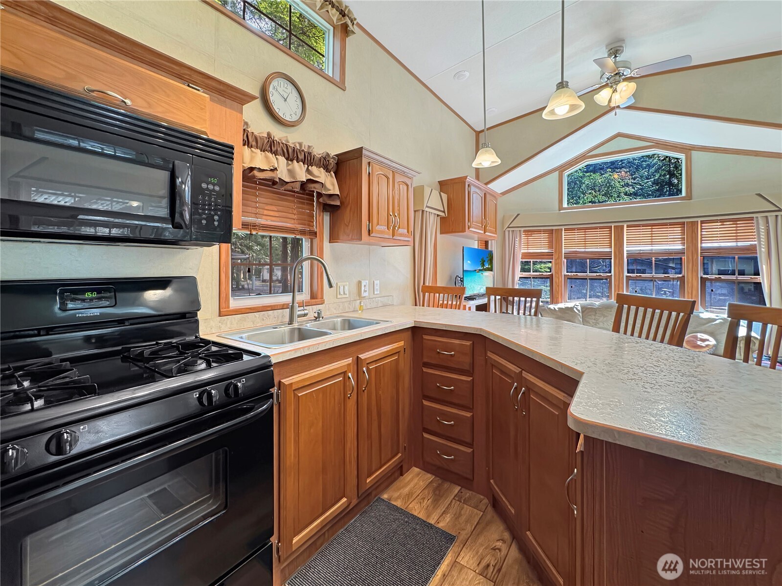 25-4 Drial Loop Maple Falls, WA 98266 - Photo 11 of 38