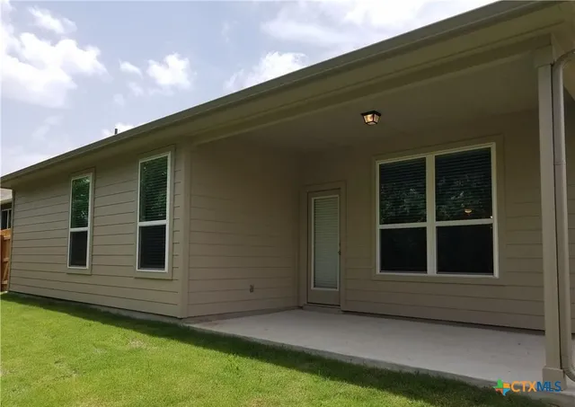 $1,950 | 2037 Flintshire Drive, New Braunfels, TX 78130