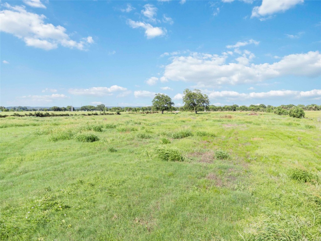 660 American Legion Road Smithville, TX 78957 - Photo 11 of 19