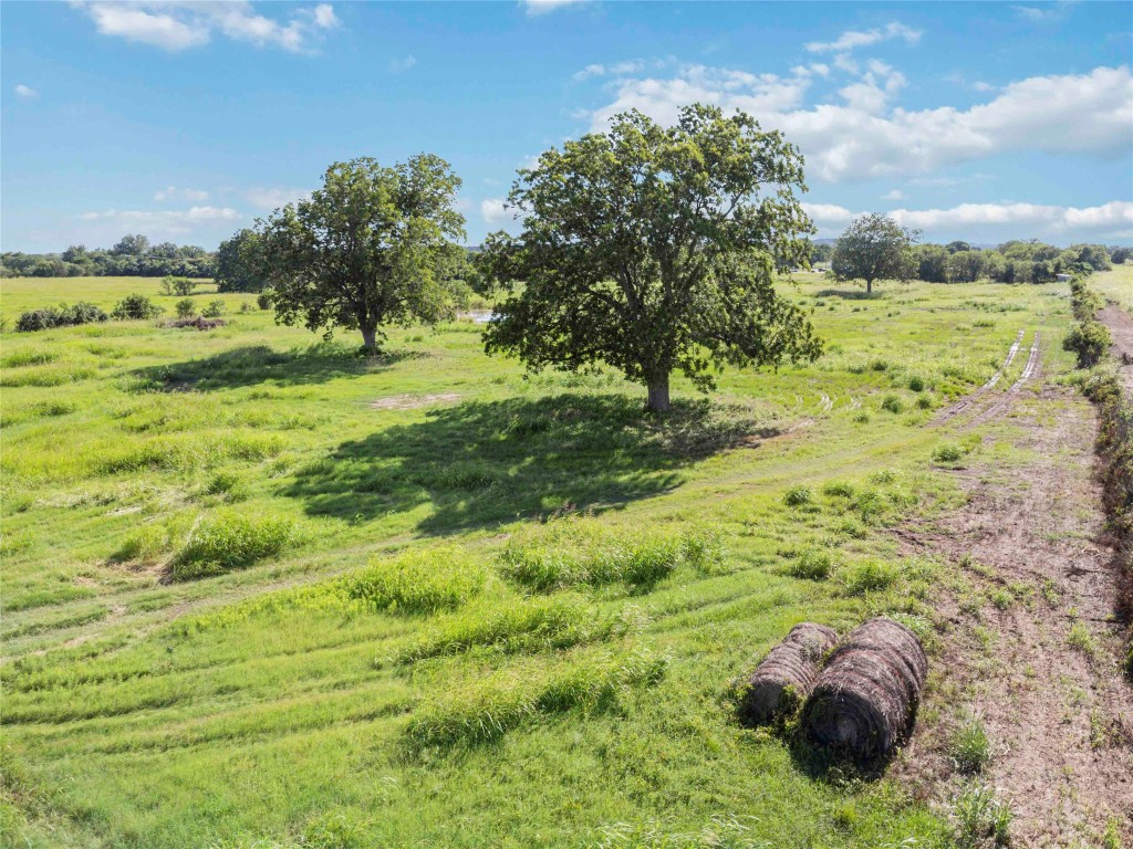 660 American Legion Road Smithville, TX 78957 - Photo 14 of 19