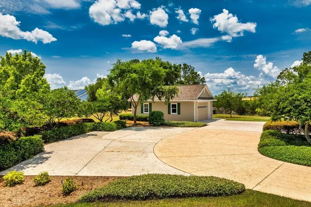 $1,290,000 | 17631 Vista Belle Court, Montverde, FL 34756