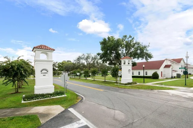 $1,290,000 | 17631 Vista Belle Court, Montverde, FL 34756