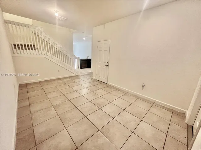 $3,300 | 15001 Southwest 119TH Lane, Unit 15001, Miami, FL 33196