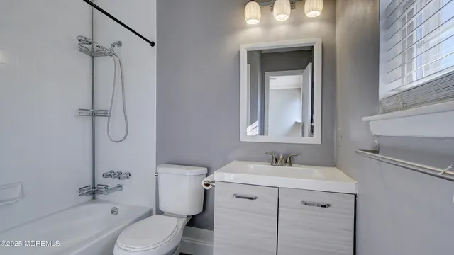 $3,200 | 60 County Road, Unit 21, Cliffwood, NJ 07721