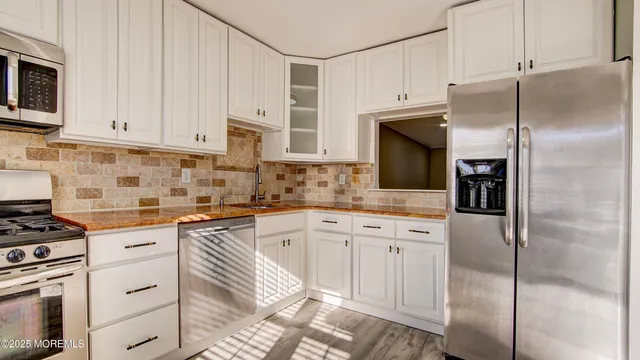 $3,200 | 60 County Road, Unit 21, Cliffwood, NJ 07721