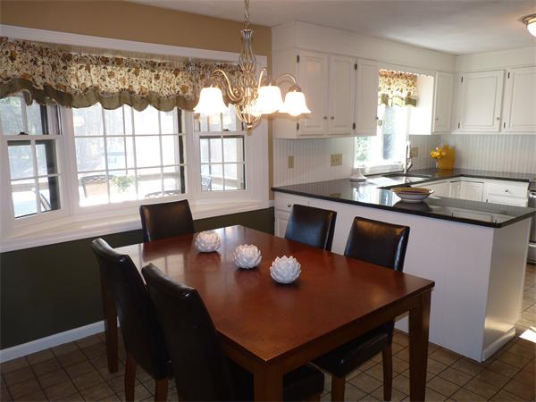12 Oriole Road Medfield, MA 02052 - Photo 7 of 25 Gallery Image 7