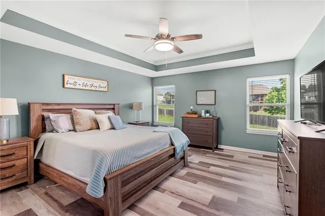 $375,000 | 730 East 13th Court, Kearney, MO 64060