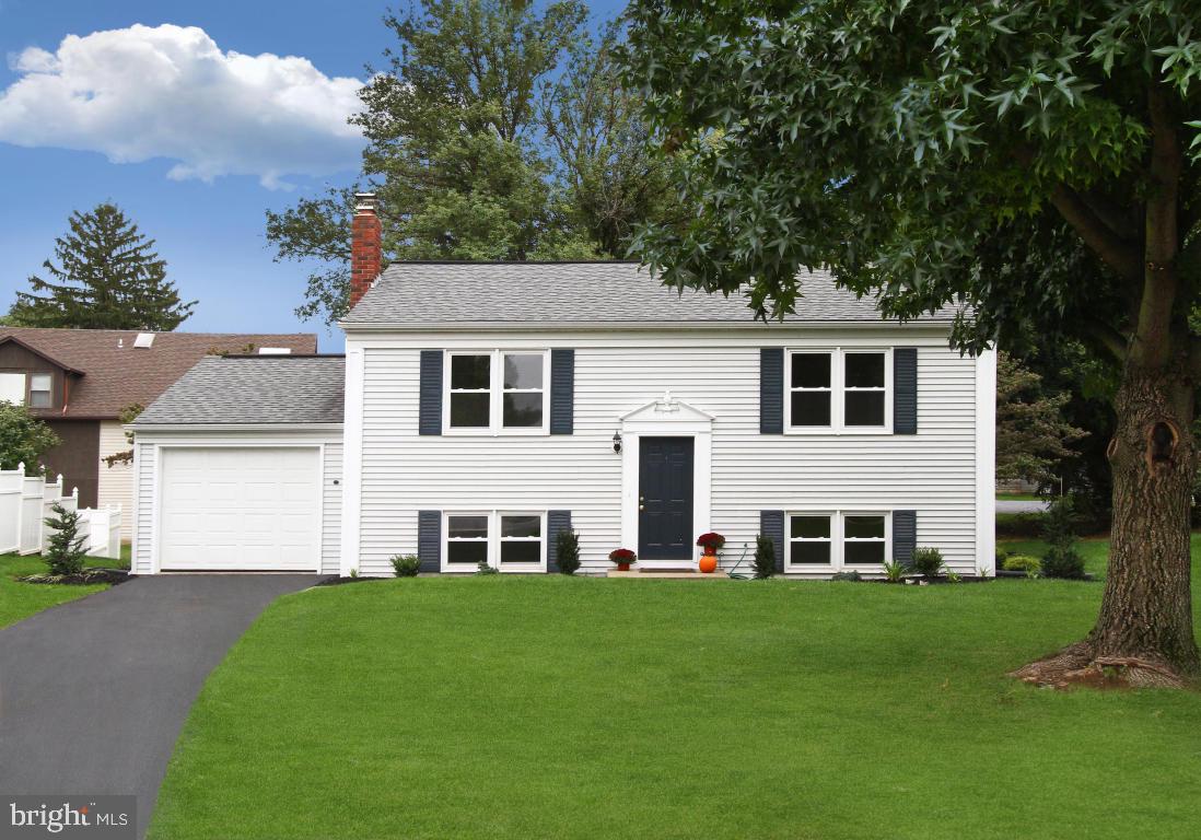 449 Springfield Court Lititz, PA 17543 - Photo 1 of 23