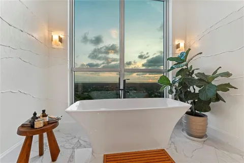 $7,699,000 | 3401 Bayshore Boulevard, Unit 2500, Tampa, FL 33629