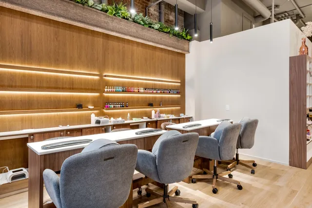 a very nice looking room with many windows