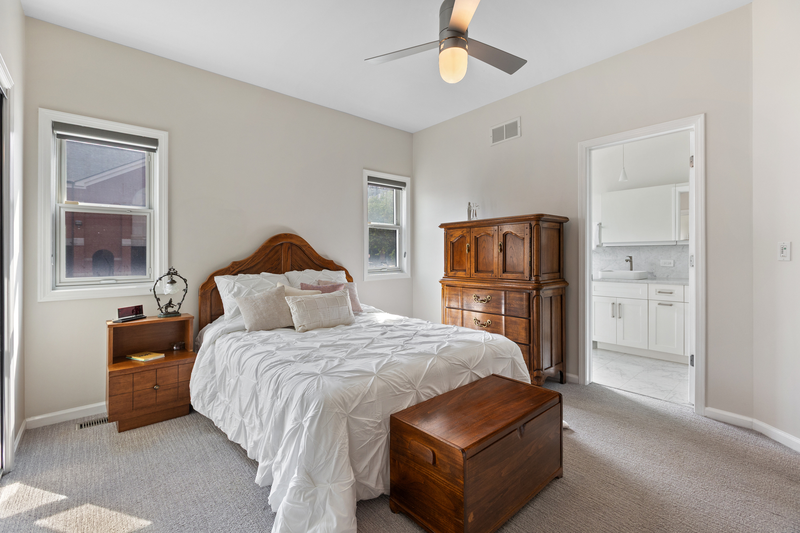 2729 North Sheffield Avenue, Unit 1S Chicago, IL 60614 - Photo 12 of 21