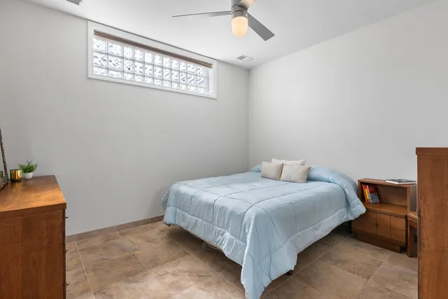 $795,000 | 2729 North Sheffield Avenue, Unit 1S, Chicago, IL 60614