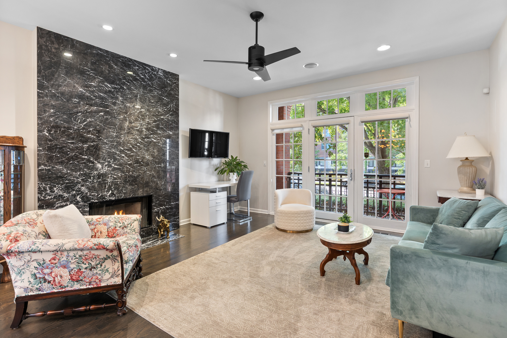 2729 North Sheffield Avenue, Unit 1S Chicago, IL 60614 - Photo 2 of 21