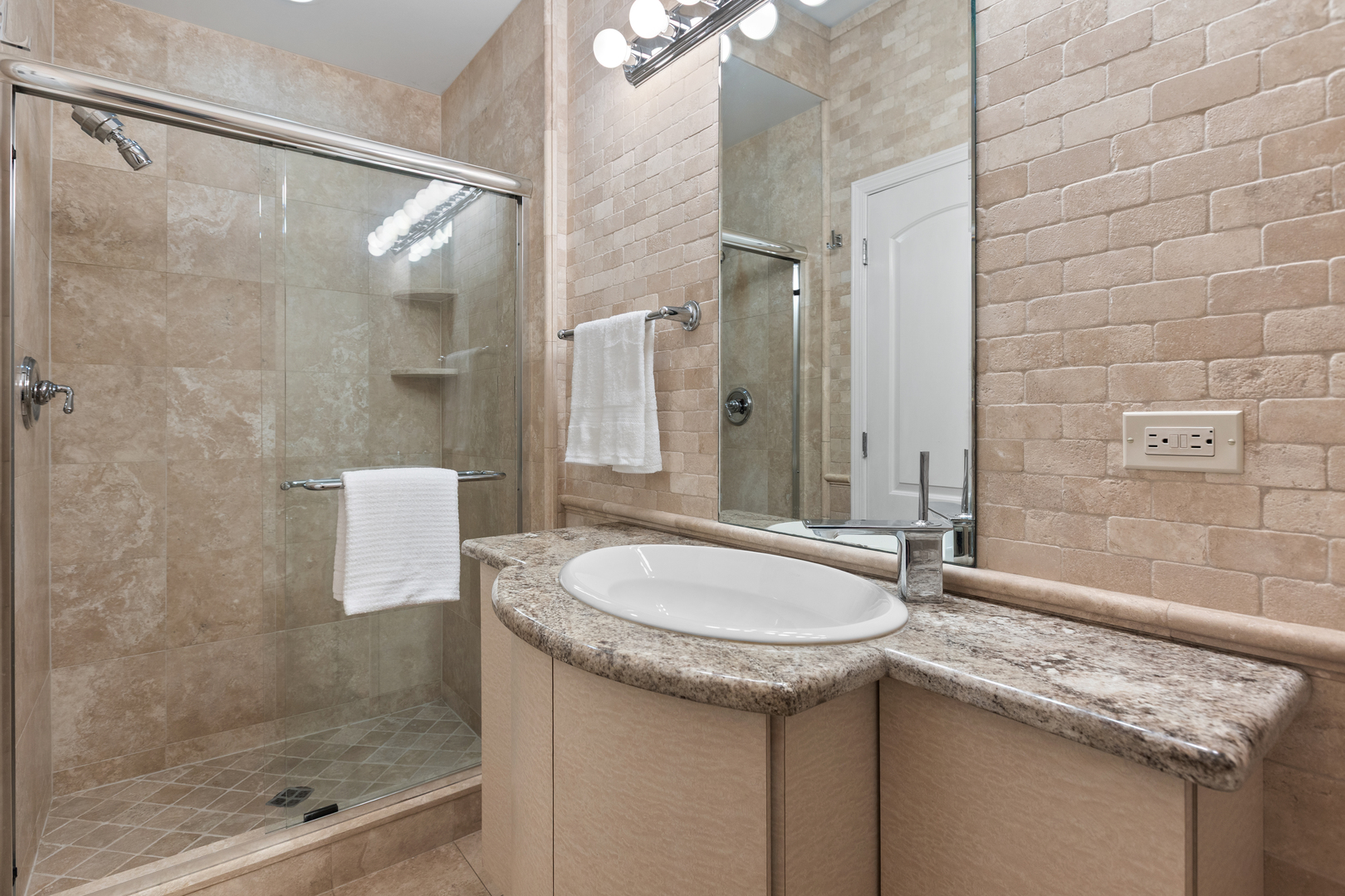 2729 North Sheffield Avenue, Unit 1S Chicago, IL 60614 - Photo 10 of 21