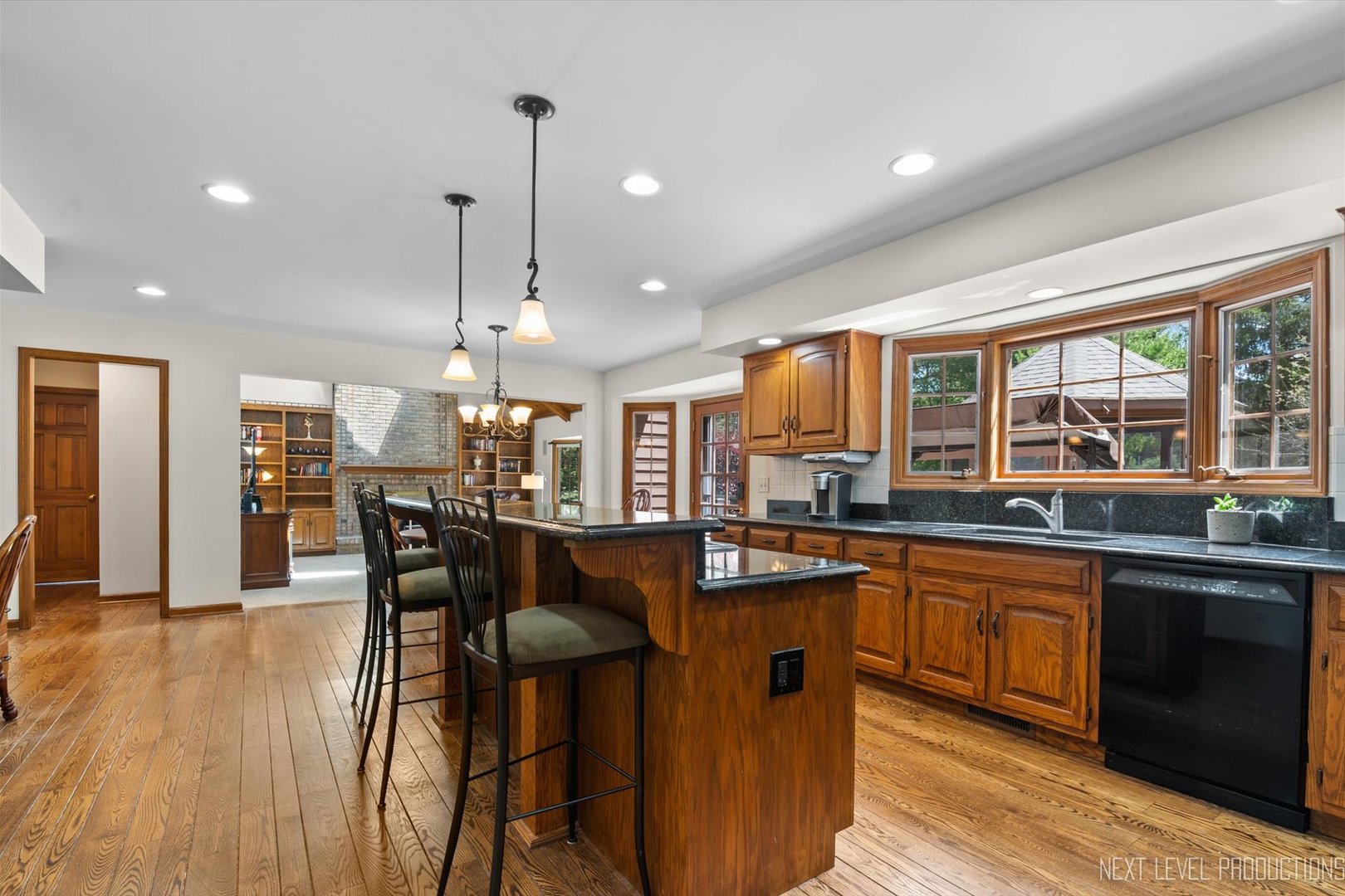 710 Steeplechase Road St. Charles, IL 60174 - Photo 8 of 41 Gallery Image 8