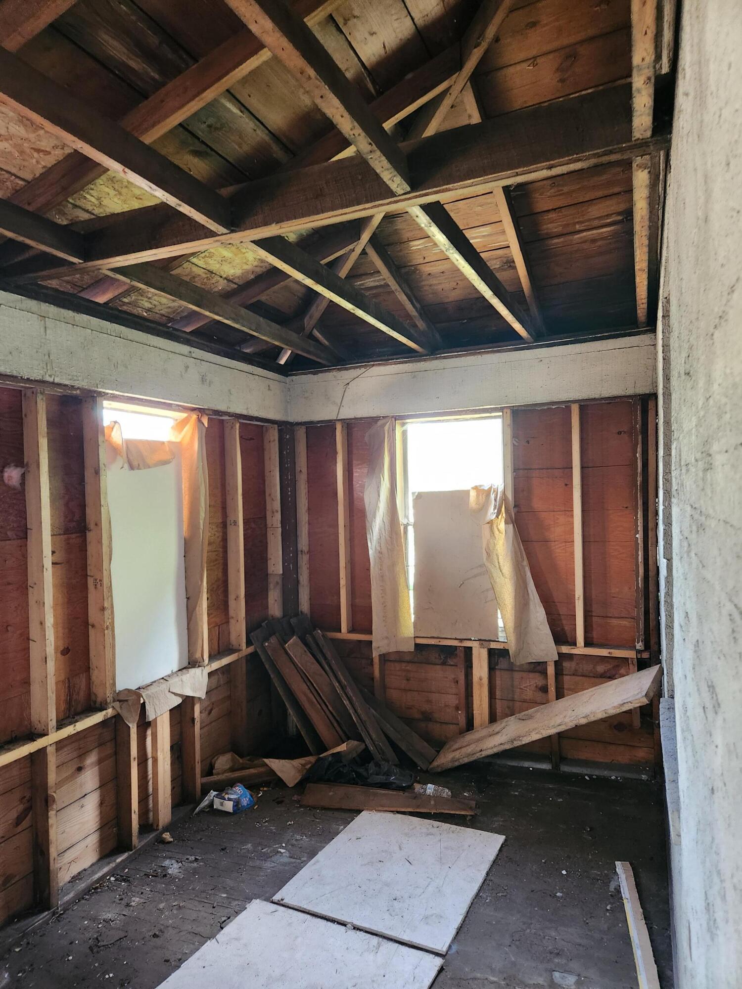 627 Tennessee Street Gary, IN 46402 - Photo 12 of 28 a view of a room with wooden floor