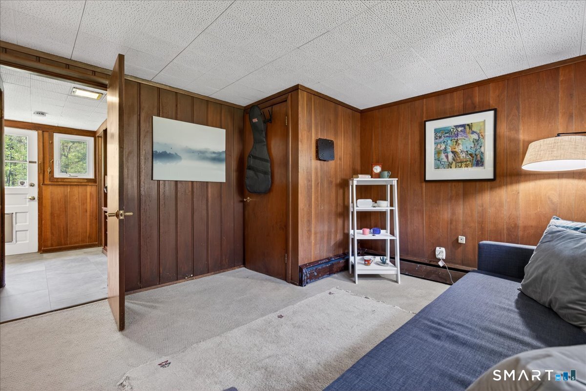 122 Corbin Road Hamden, CT 06517 - Photo 14 of 40