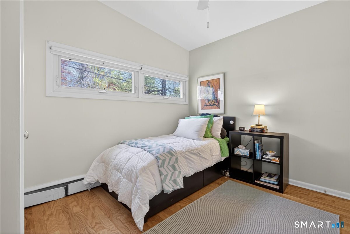 122 Corbin Road Hamden, CT 06517 - Photo 22 of 40