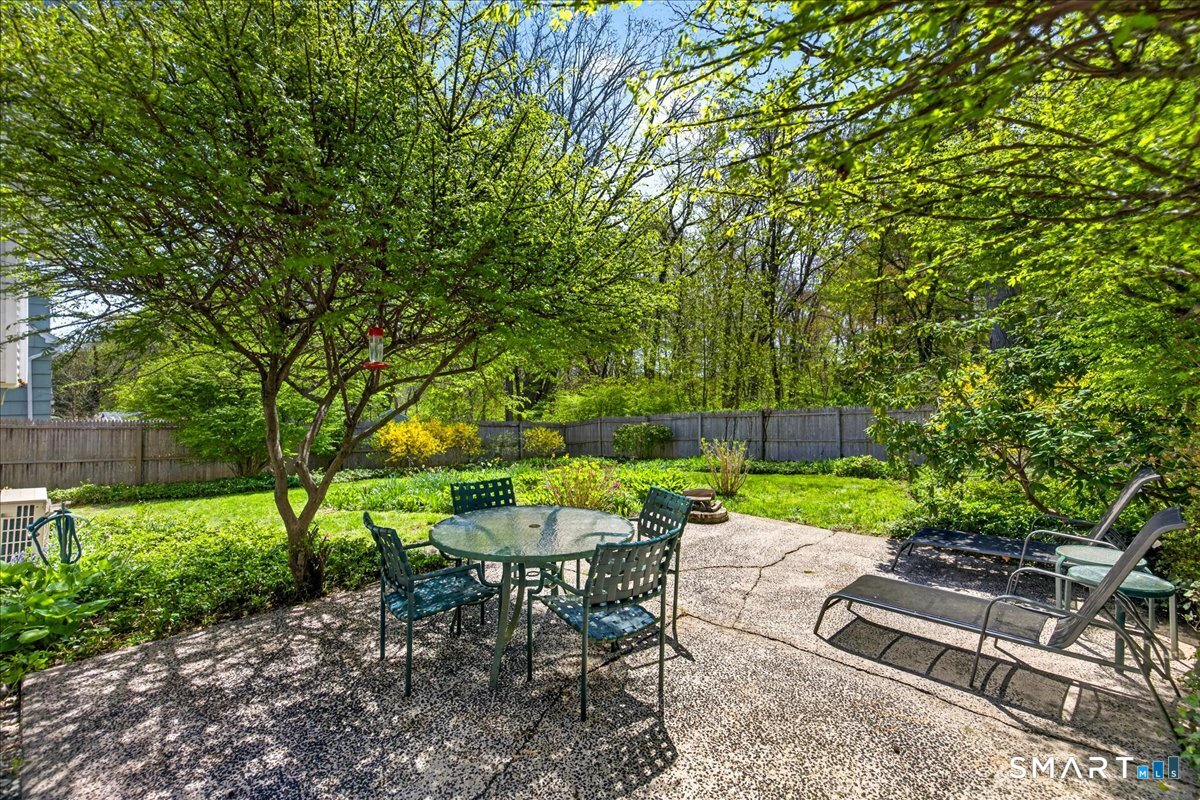 122 Corbin Road Hamden, CT 06517 - Photo 30 of 40
