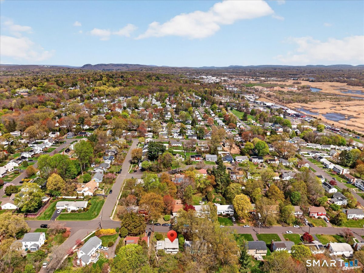 122 Corbin Road Hamden, CT 06517 - Photo 35 of 40