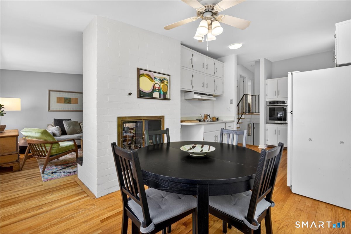 122 Corbin Road Hamden, CT 06517 - Photo 8 of 40