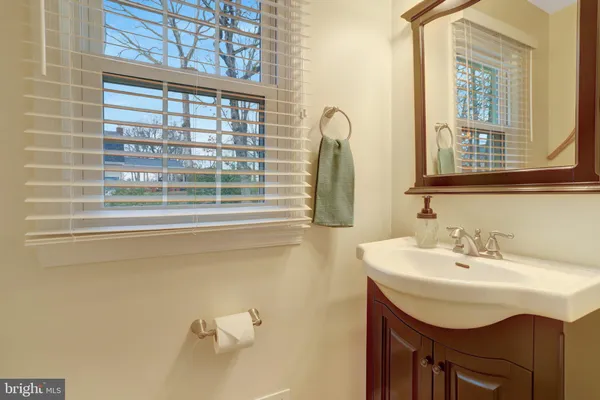 $875,000 | 8705 Side Saddle Road, Springfield, VA 22152