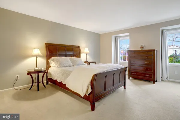 $875,000 | 8705 Side Saddle Road, Springfield, VA 22152