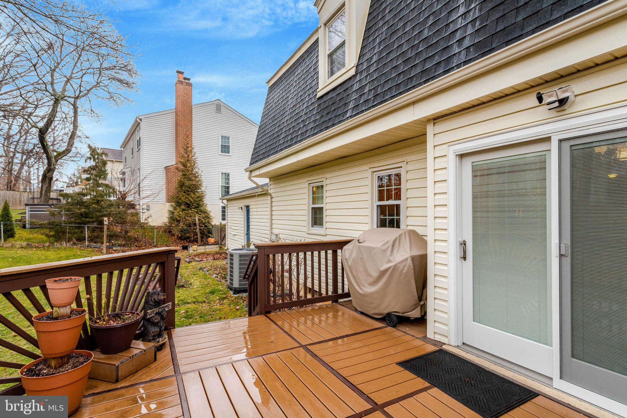 8705 Side Saddle Road Springfield, VA 22152 - Photo 63 of 73 a view of a balcony with couch